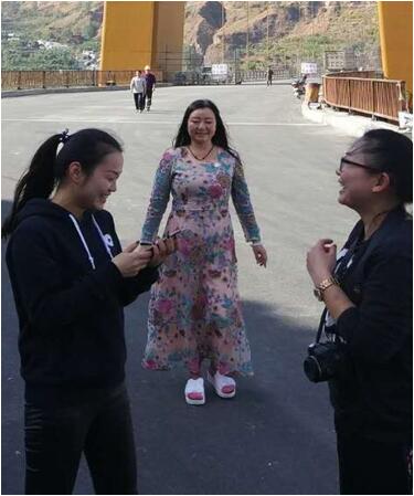 帮我照张，好美！